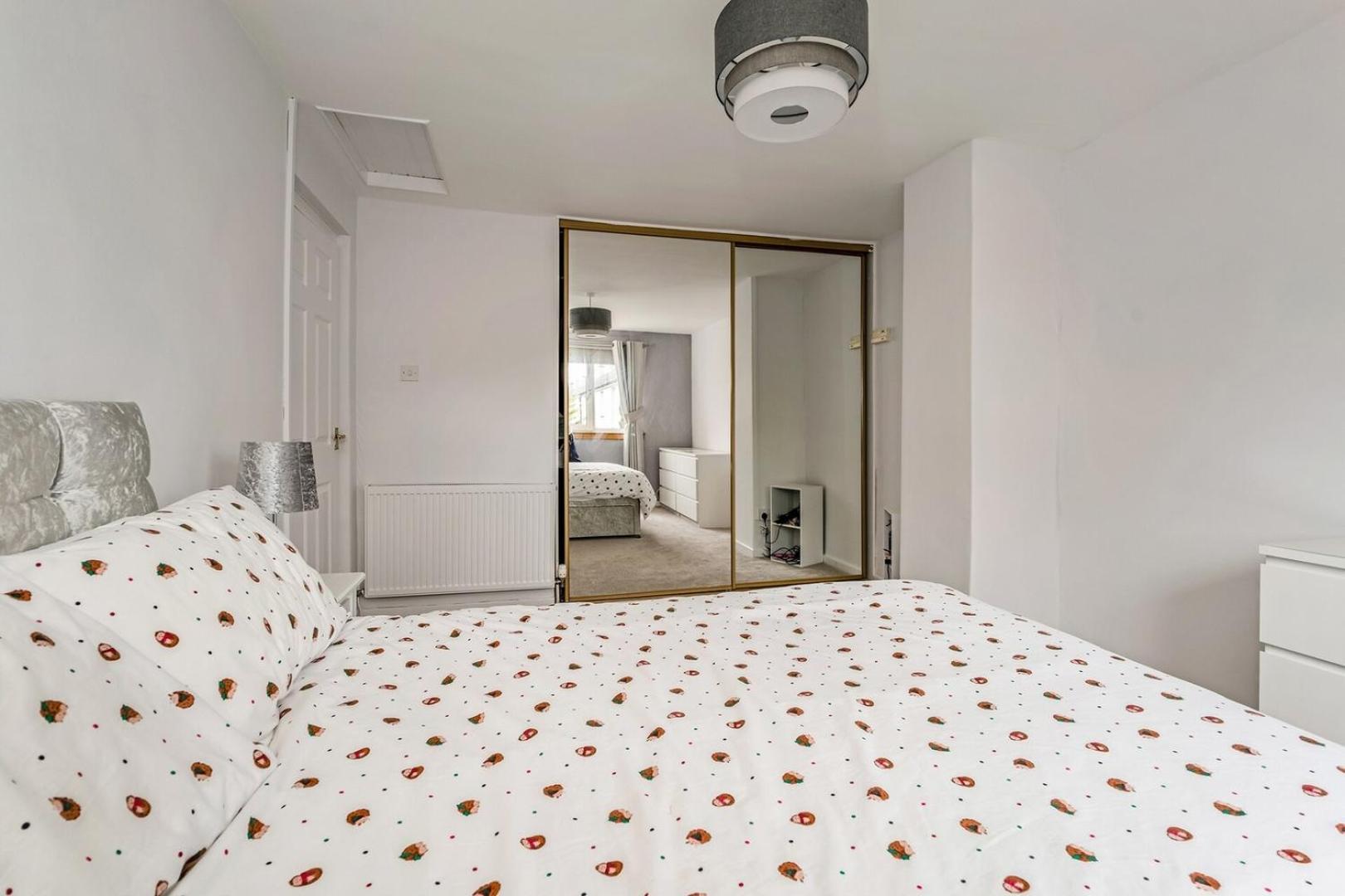 Centrally Situated 1 Bedroom House In Cumbernauld Dış mekan fotoğraf